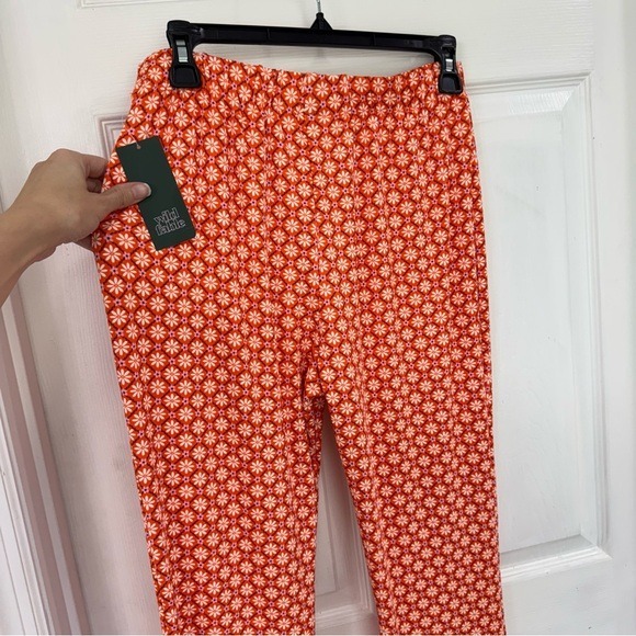 NWT Wild Fable Floral Bellbottom Leggings Boho Hippie 70s Retro Vibe Stretchy - Picture 2 of 6